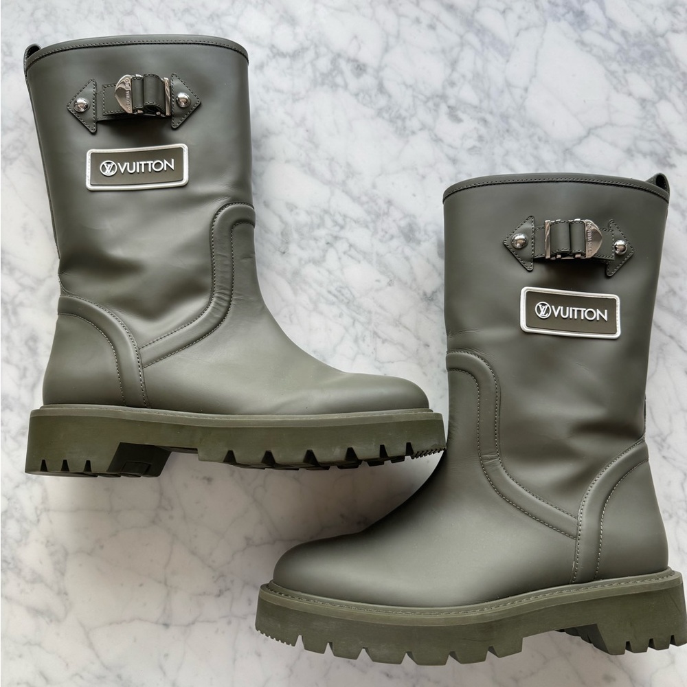 LOUIS VUITTON Rubber Rain Boots